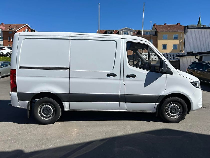 Bild 5 av Mercedes-Benz Sprinter 317 CDI RWD Panel Van 170 hk 9G-Tronic Drag MOMS Euro 6