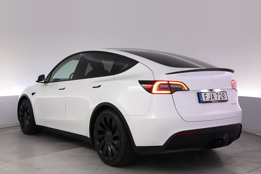 Bild 4 av Tesla Model Y Performance Autopilot Panorama Drag
