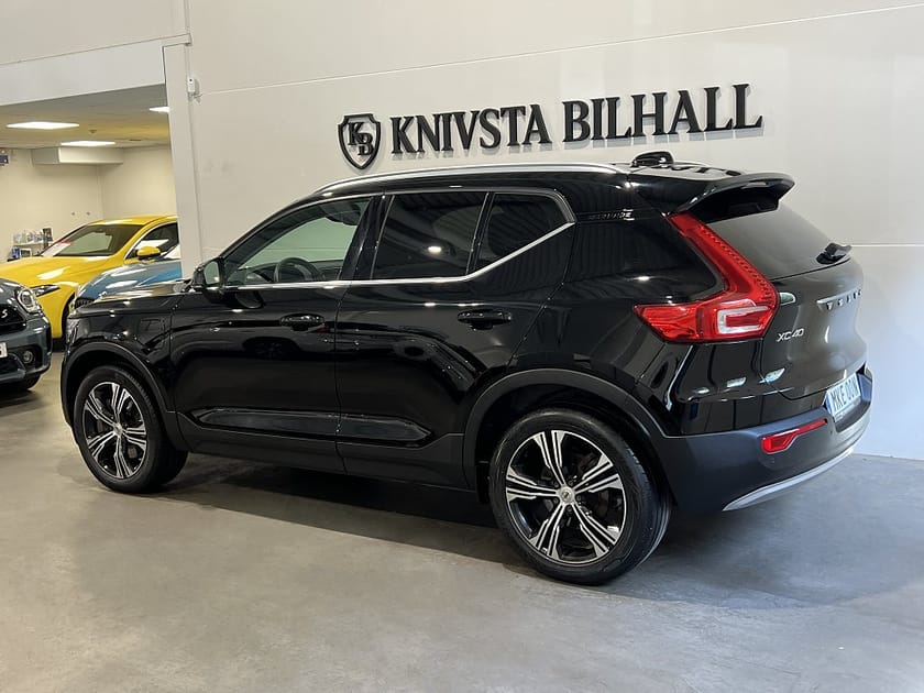 Bild 2 av Volvo XC40 Recharge T4 DCT INSCRIPTION Moms Orrefors Drag 211hk