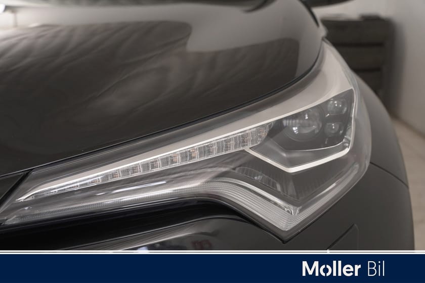 Bilde 3 av Toyota C-HR Hybrid 1,8i Active