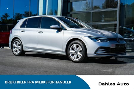 Volkswagen Golf 8 life   110etsi     dsg