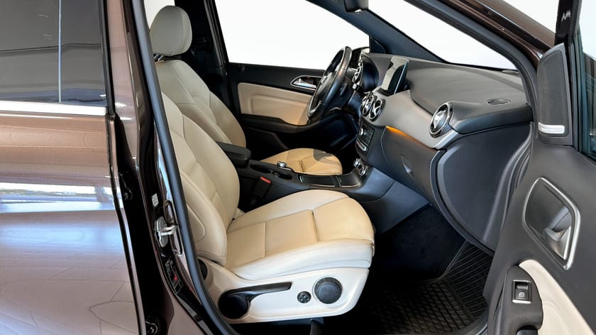 Bild 3 av Mercedes-Benz B 220 4MATIC