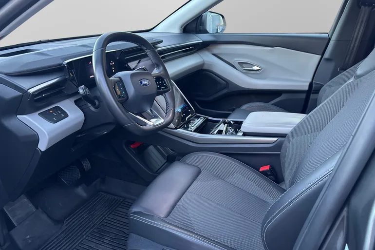 Ford Explorer EV Extended Range RWD
