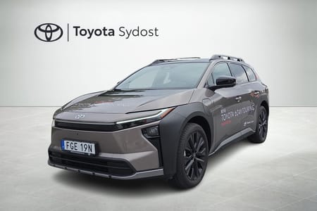 Toyota bZ4X Touring AWD Executive 20" LM Panorama Skinn JBL Navigation Rattvärme Adaptiv farthållare