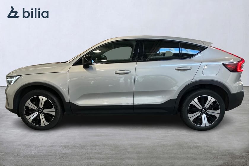 Bild 3 av Volvo C40 Recharge Core Mörkt tonade rutor 5 st Dragkrok halvautomatisk