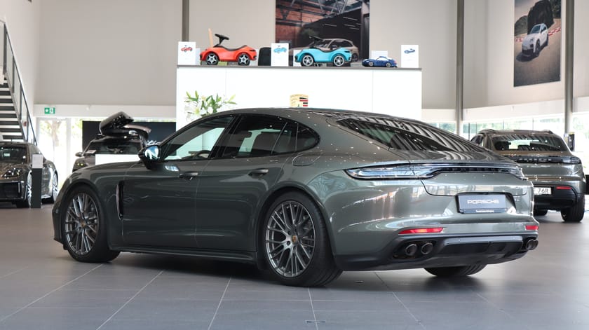 Bild 2 av Porsche Panamera 4 E-Hybrid 