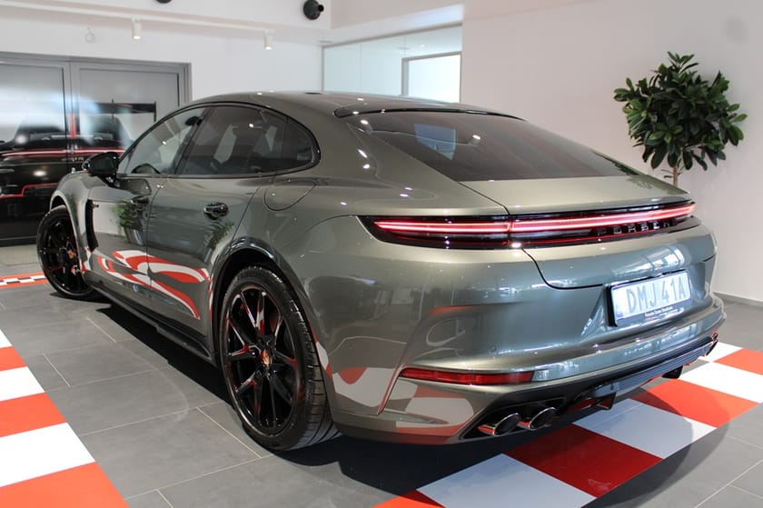 Bild 2 av Porsche Panamera 4 E-Hybrid 