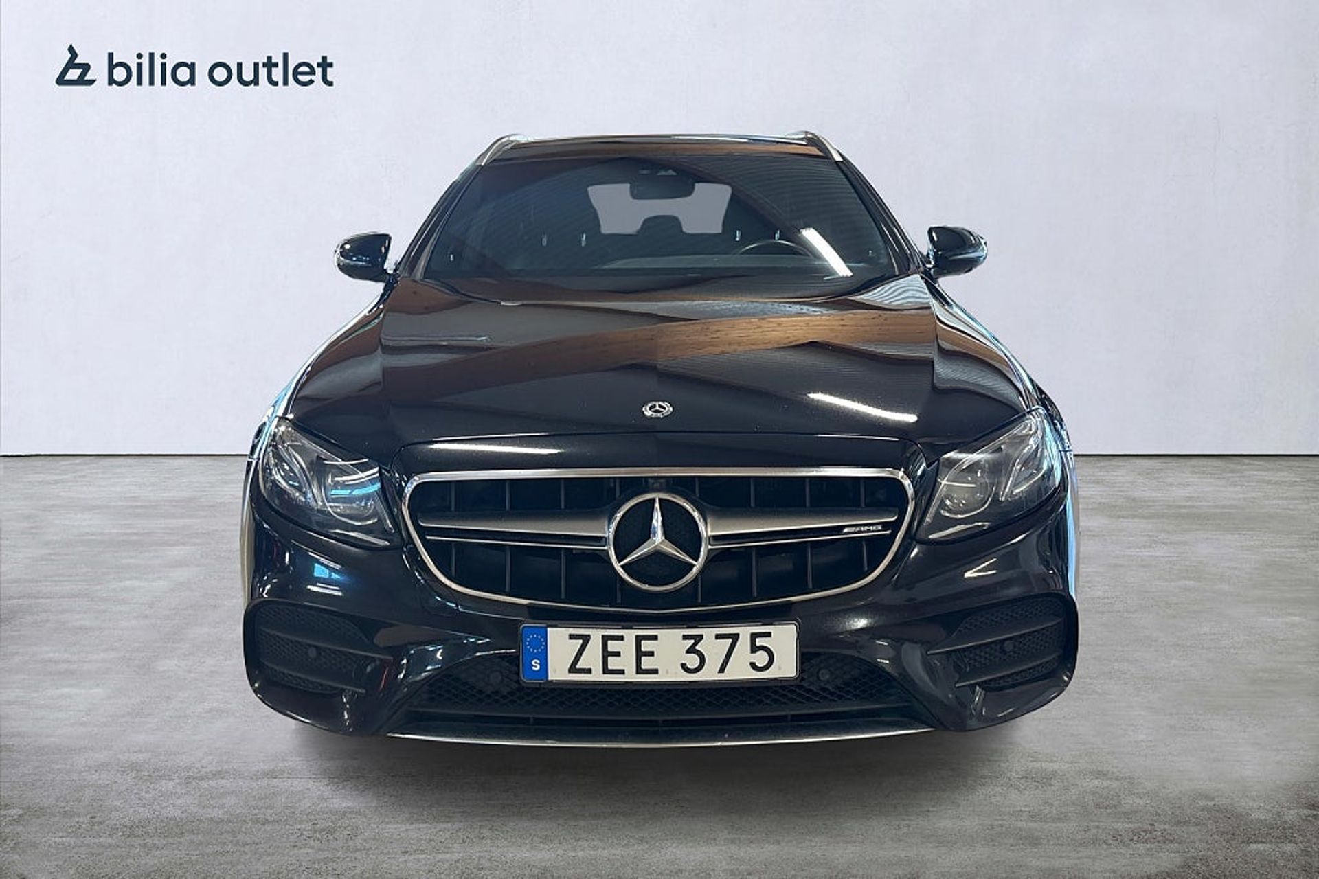 Mercedes-Benz E 220 T d 4M AMG / Pano 2018, bild 3/10