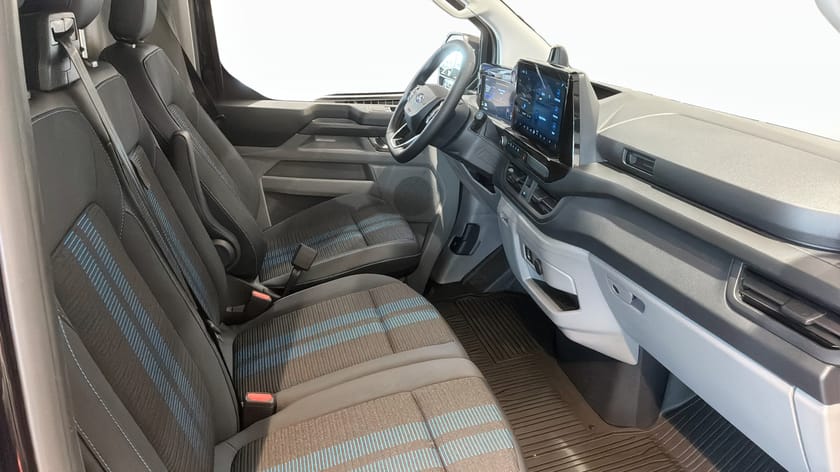 Bild 3 av Ford Transit Custom 82.5 kWh AWD E-CUSTOM V710 26.50 SPORT SKÅP 340L 286 A