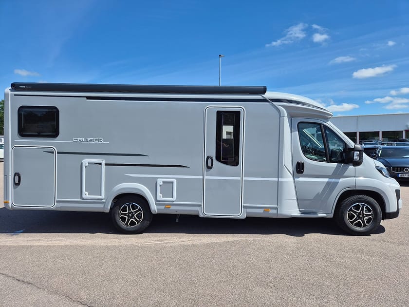 Bild 2 av LMC Caravan Campervan Fiat CRUISER 2.0 T750 EL Heavy 180HK Aut Husbil