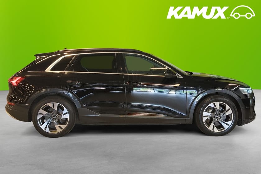 Bild 2 av Audi e-tron 55 quattro 408hk Kamera Dragkrok Skinn GPS