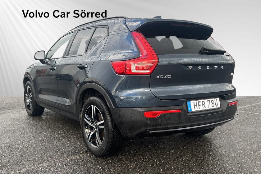 Bild 4 av Volvo XC40 B3 FWD Bensin Plus Dark