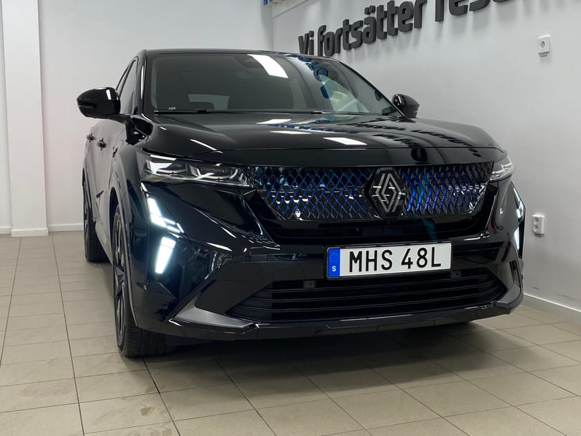 Bild 2 av Renault Rafale E-Tech 4x4 PHEV 300 esprit Alpine Edition