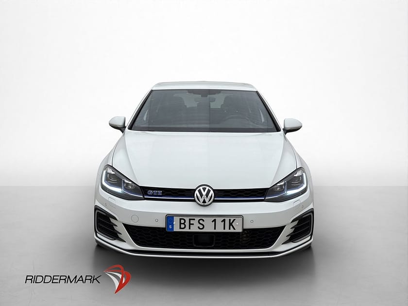 Bild 2 av Volkswagen Golf GTE 204hk Cockpit P-Värmare P-Sensorer