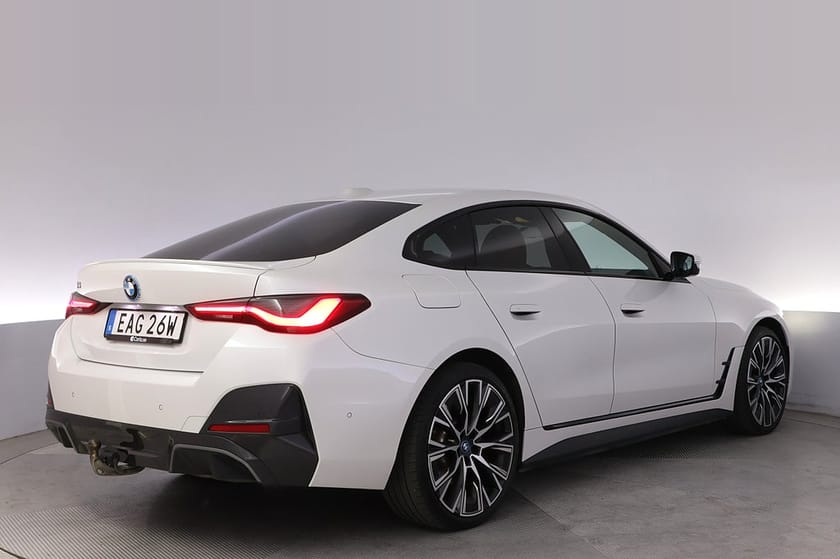 Bild 5 av BMW i4 eDrive40 Gran Coupé M-Sport Laser 360 HUD H/K Drag