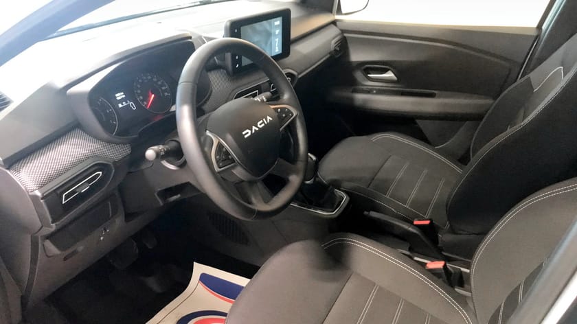 Bild 4 av Dacia Sandero EXPRESSION TCE 90 CVT Backkamera