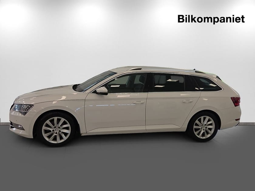 Bild 4 av Škoda Superb Kombi Skoda 2.0 TDI 4x4 SCR Businessline (V-Hjul, Drag, Mkv)