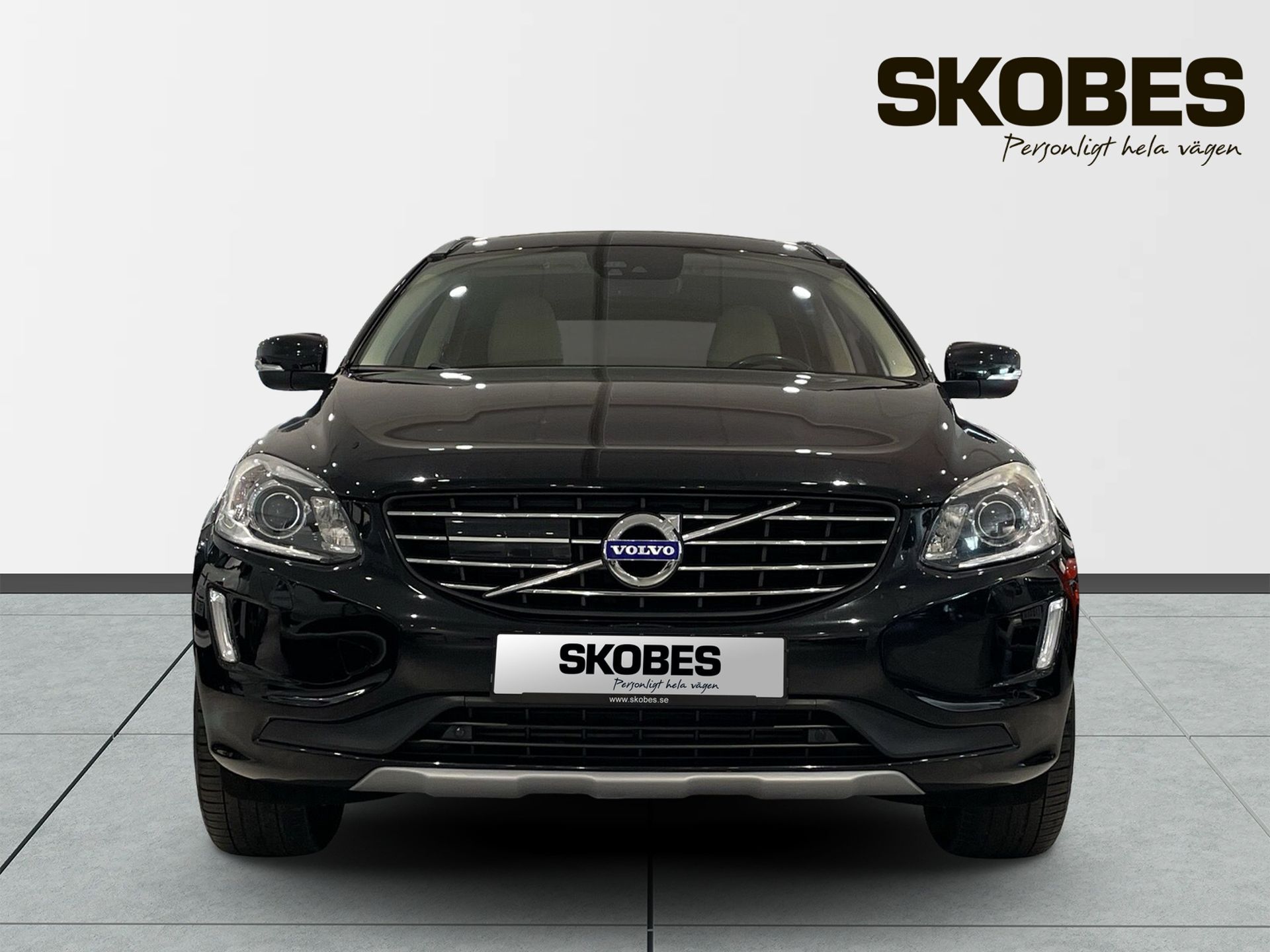 Volvo XC60 D4 AWD Classic Summum 2017, kuva 2/27