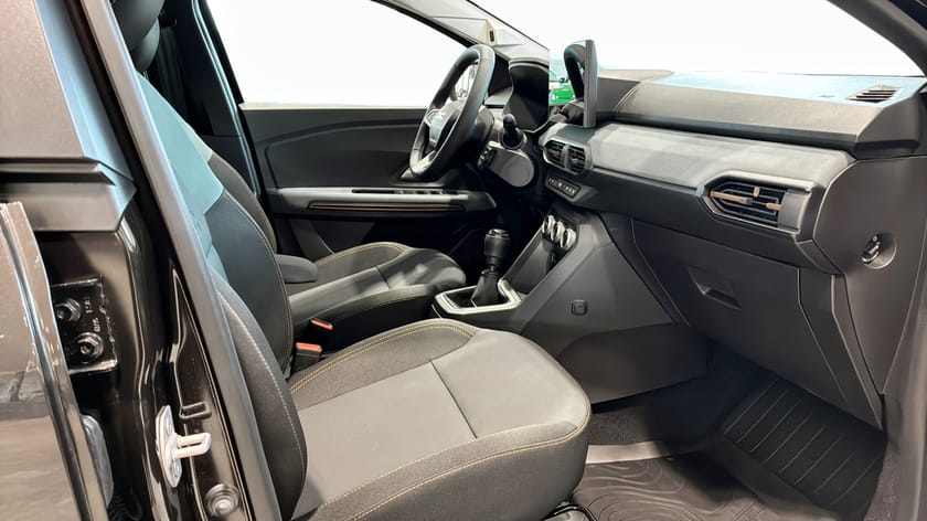 Bild 3 av Dacia Sandero Stepway EXTREME TCE 110 manuell // Privatleasing fr. 2190 kr/mån