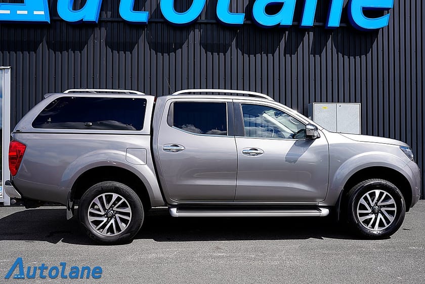 Bild 3 av Nissan Navara Dubbelhytt 2.3 dCi 4WD GPS, 360°, Taklucka, MOMS 190hk