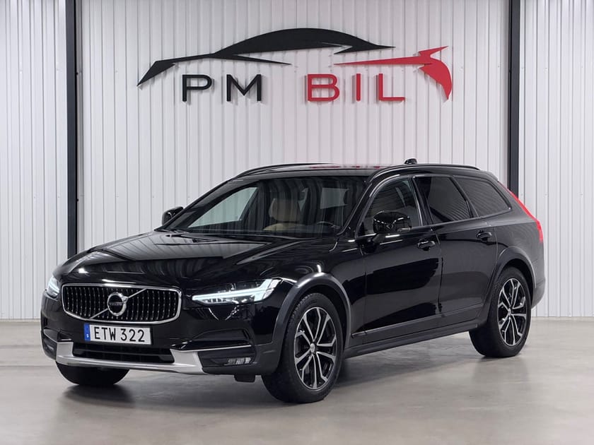 Bild 1 av Volvo V90 Cross Country D4 AWD Geartronic / Läder / Navi / Drag / Värmare /