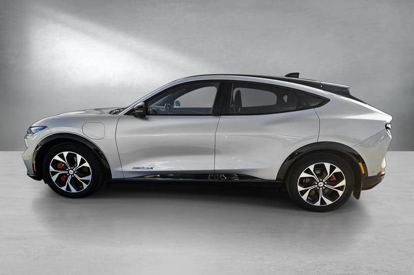 Bilde 3 av Ford Mustang Mach-E Long Range AWD First Edition ,panoramatak, hengerfeste,