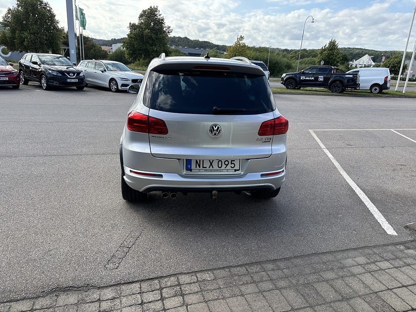 Bild 5 av Volkswagen Tiguan 2.0 TDI  4Motion R- Line skinn drag panorama värmare