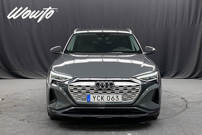 Bild 2 av Audi Q8 Sportback 50 e-tron quattro Q 340HK /Drag /Navi
