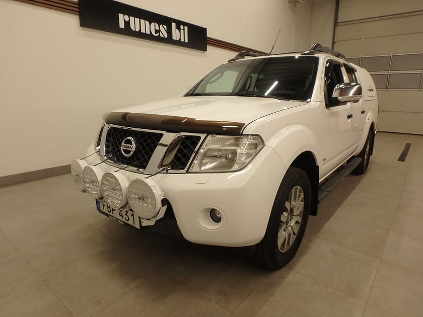 Bild 1 av Nissan Navara Dubbelhytt 3.0 dCi V6 4x4 Euro 5 Kåpa