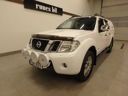 Nissan Navara Dubbelhytt 3.0 dCi V6 4x4 Euro 5 Kåpa