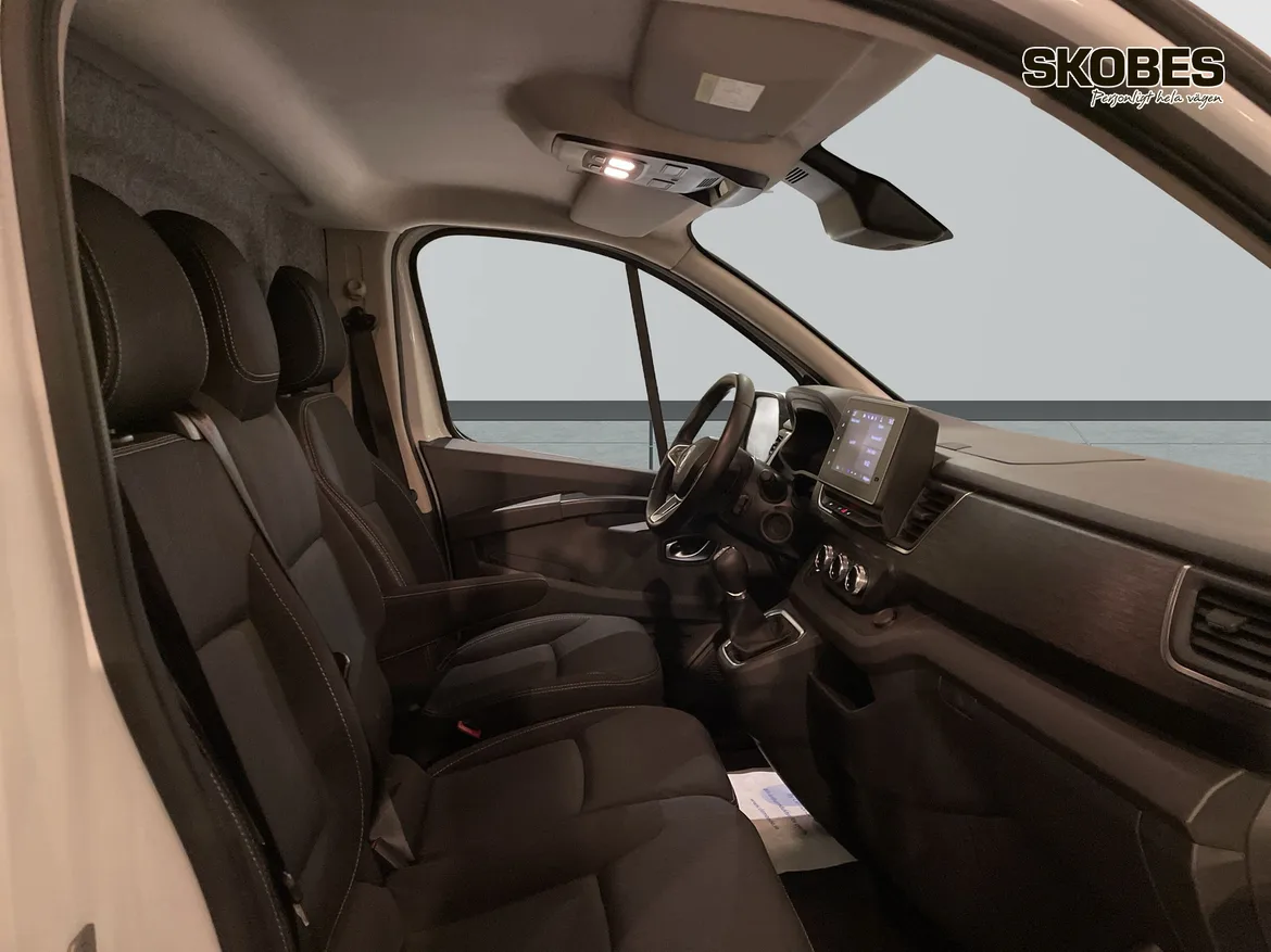Renault Trafic E-TECH Van