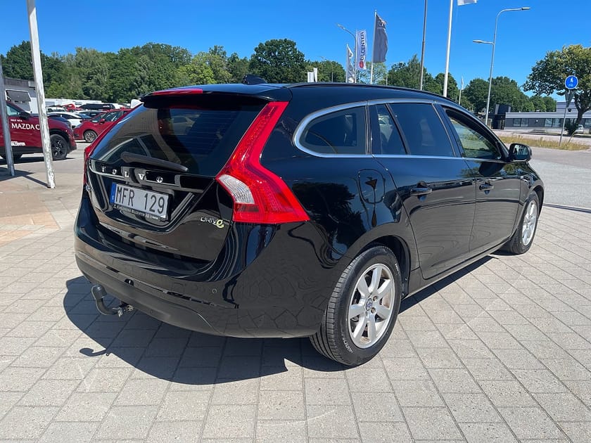 Bild 5 av Volvo V60 DRIVe Momentum Dragkrok