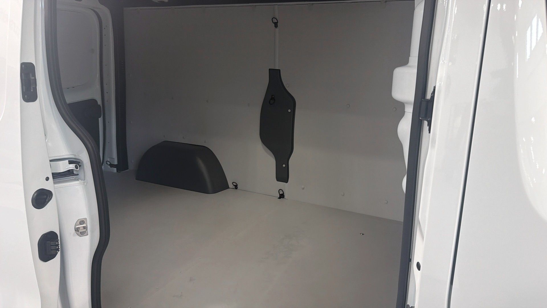 Renault Trafic 2027, bild 5/9