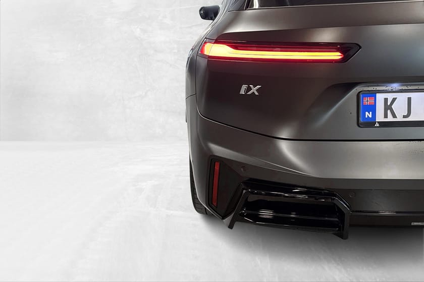 Bilde 3 av BMW iX xDrive60 M Sport, Bowers & Wilkins, ++