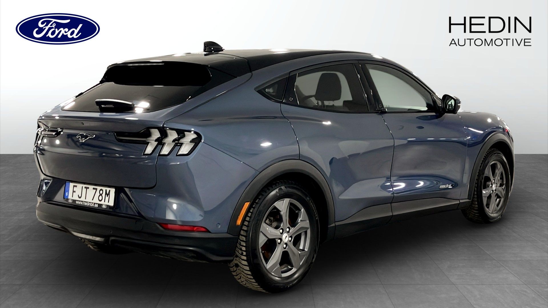 Ford Mustang Mach-E RWD Long Range 2021, photo 2/9