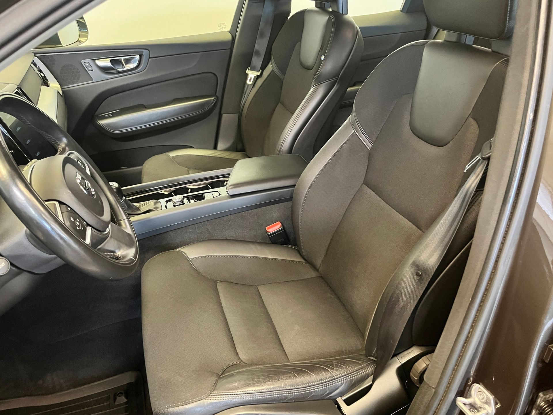 Volvo XC60 D4 AWD Business Advanced 2018, bild 7/24