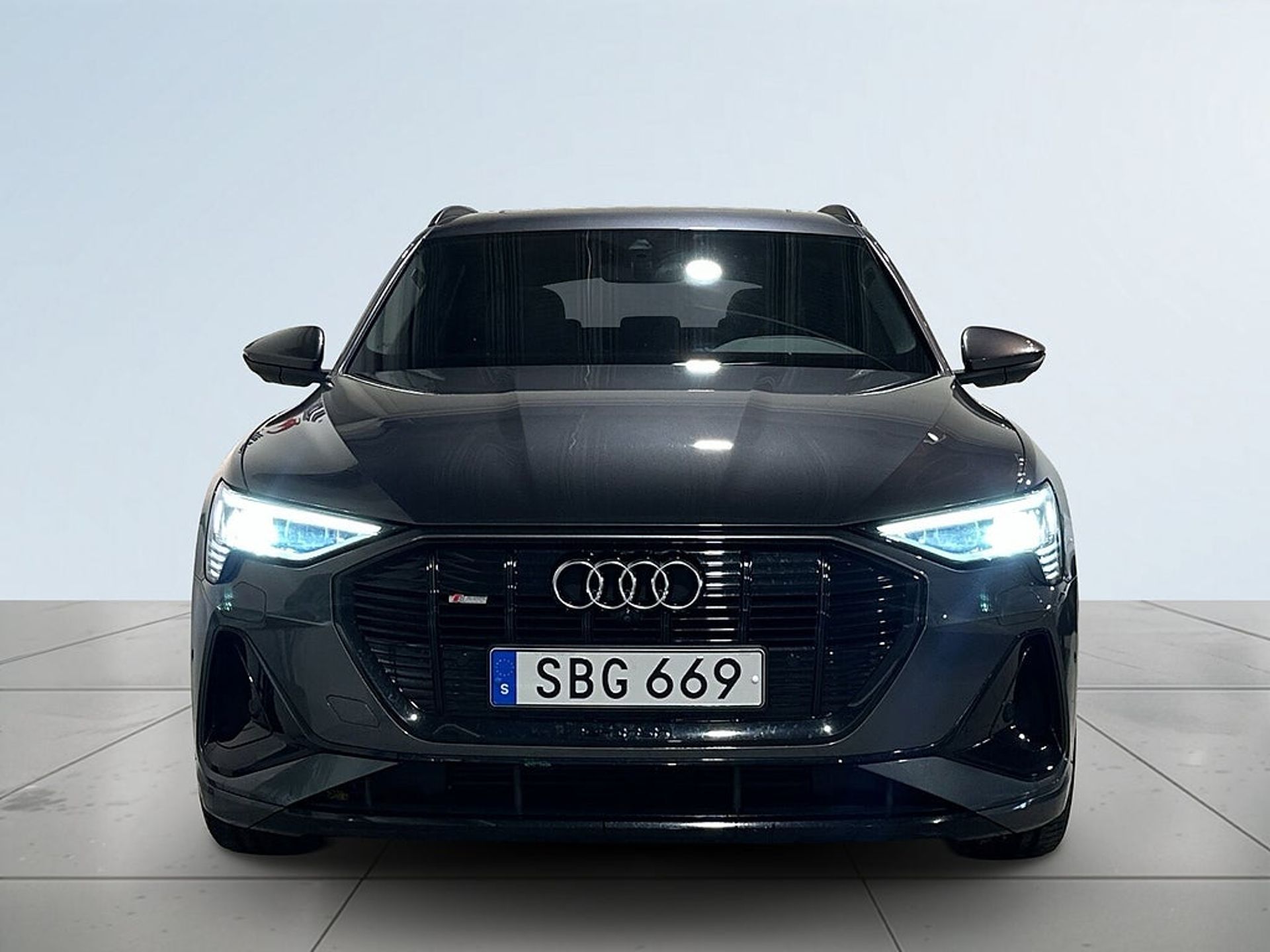 Audi e-tron 2022, bild 2/10