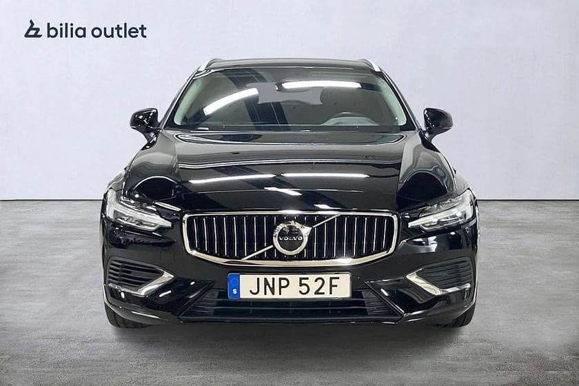 Bild 3 av Volvo V60 T6 AWD aut Core Edition 350hk Navi Drag H/K Backkamera