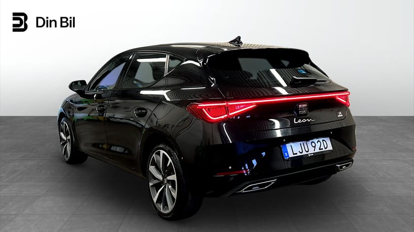 Bild 3 av SEAT León e-Hybrid eHybrid DSG FR Panorama Backkamera DCC Keyless Ass