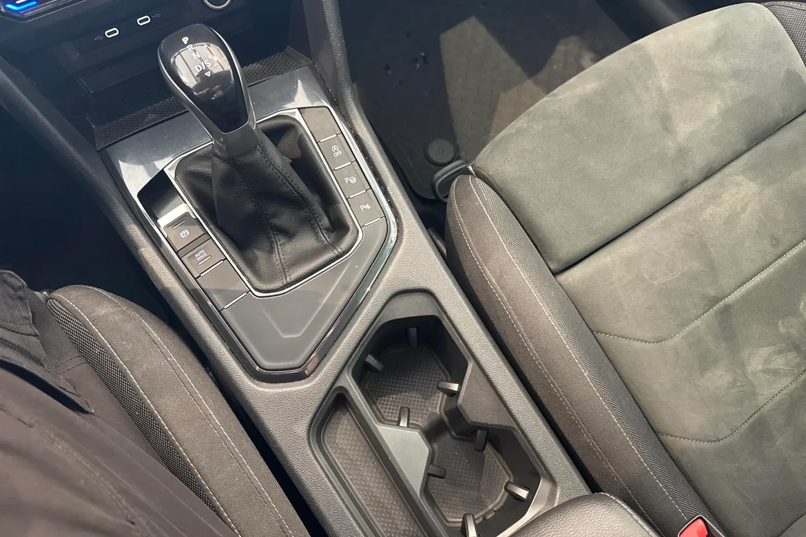 picture of a car