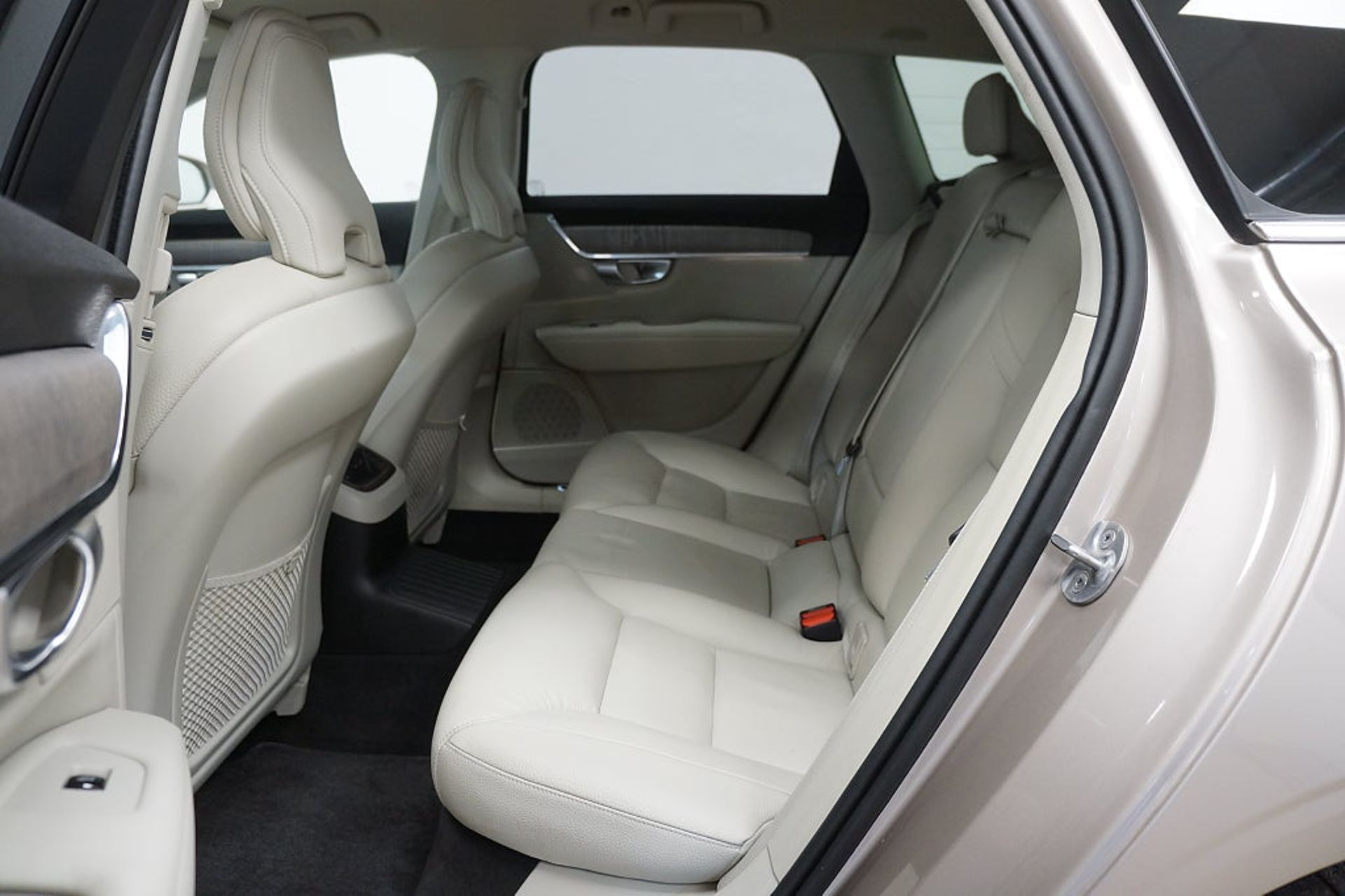 Volvo V90 2024, photo 7/10