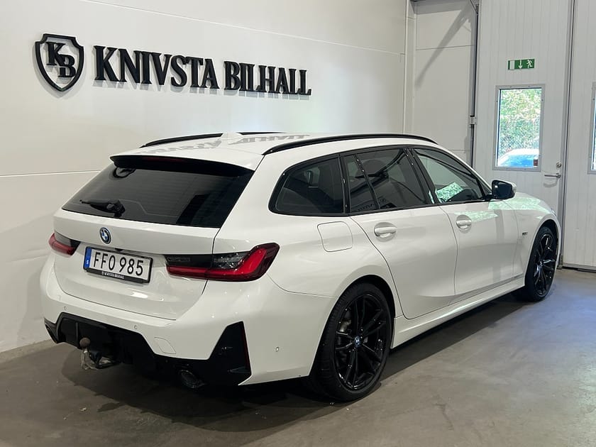 Bild 4 av BMW 330e xDrive Touring Steptronic M Sport H/K Moms Drag 292hk