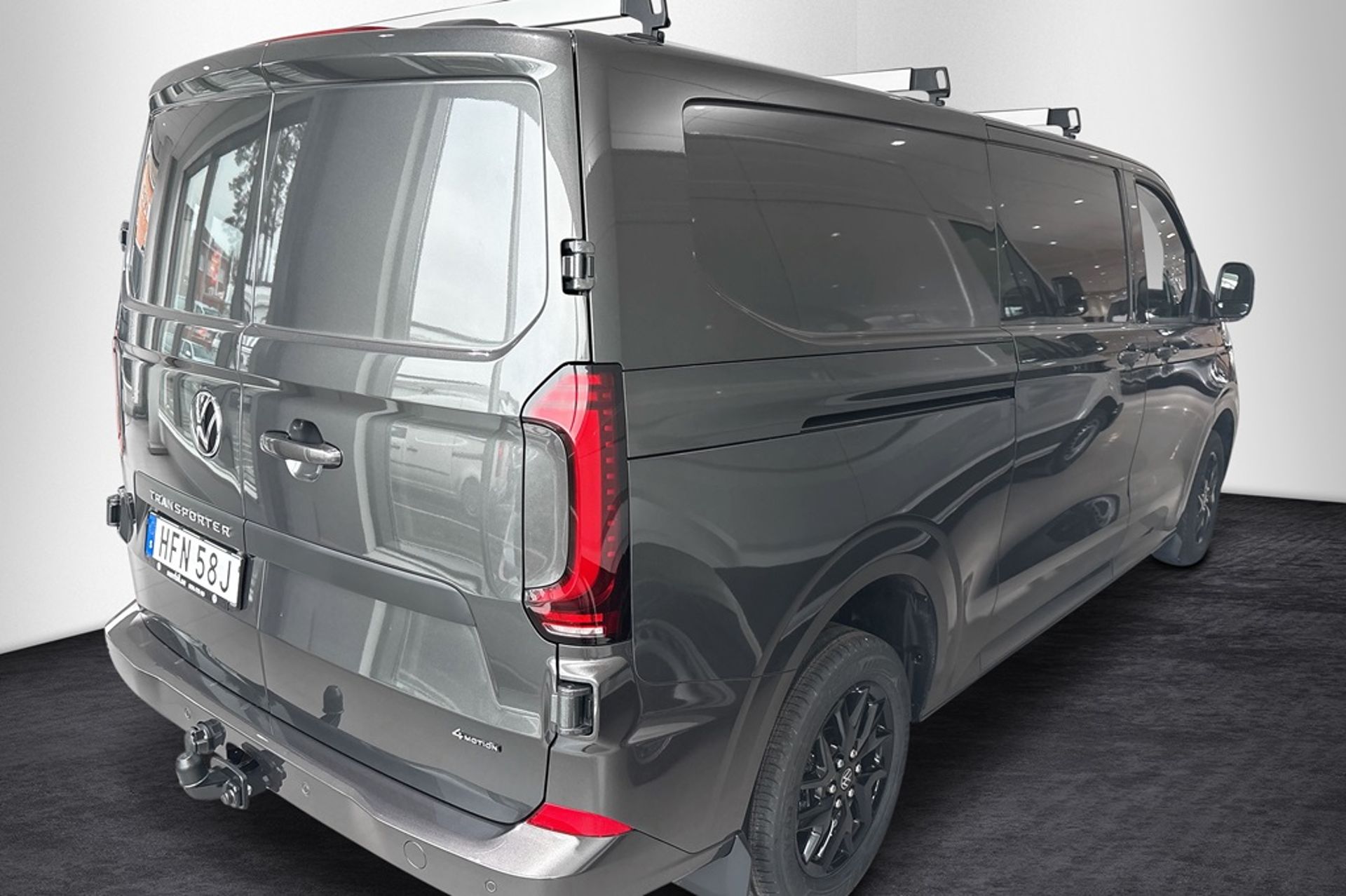 Volkswagen Transporter 2.0 TDI 4Motion 2025, bild 3/16