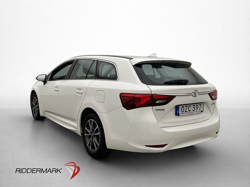 Bild 5 av Toyota Avensis Kombi 1.8 147hk Active Kamera Farthållare BT