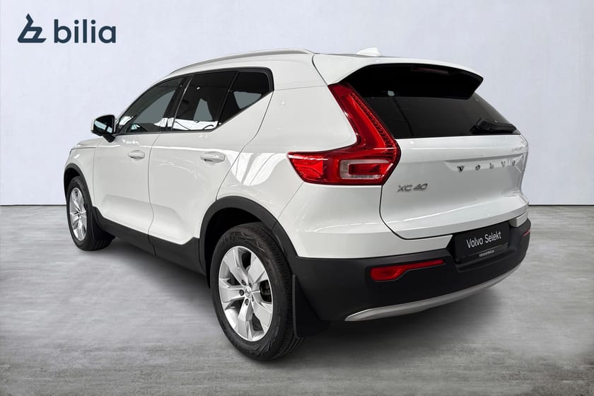 Bild 2 av Volvo XC40 T3 FWD aut Momentum Advanced Edt/Tonade rutor/Baksätesvärme/Rattvärme