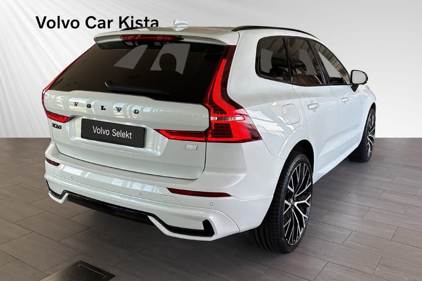 Bild 5 av Volvo XC60 Recharge T8 R-Design Läder Drag Pano H/K B-Kamera