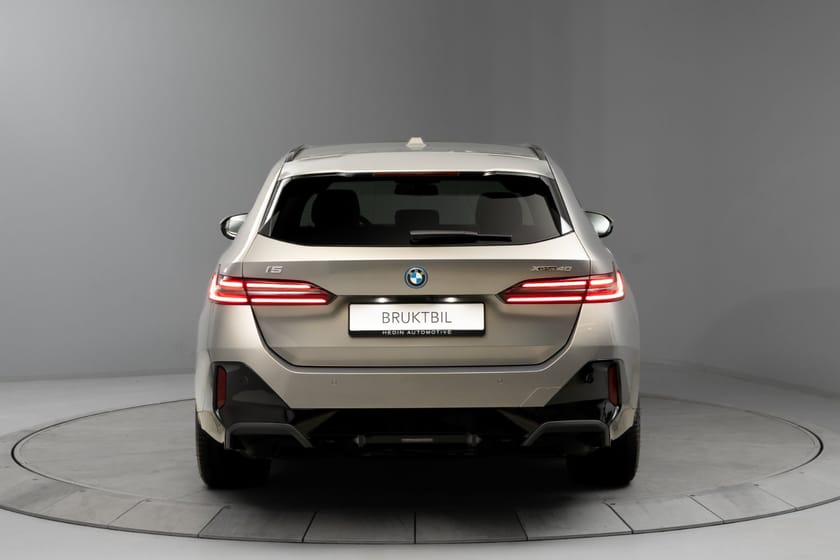 Bilde 3 av BMW i5 xDrive40 Touring 