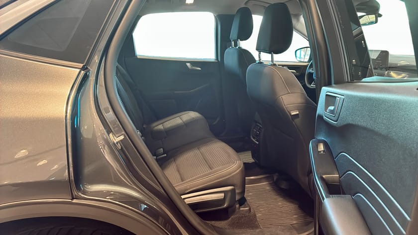 Bild 5 av Ford Kuga Plug-In Hybrid TITANIUM 2.5 FWD 225HK CVT