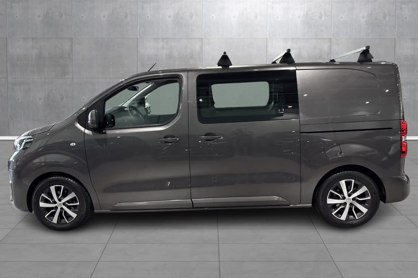Bilde 2 av Toyota Proace 1,5 diesel manuell Medium L1 Comfort, varmer, h-feste