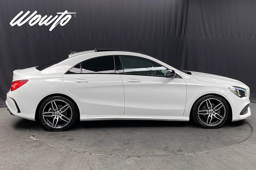 Bild 3 av Mercedes-Benz CLA 180 7G-DCT 122HK AMG /Pano /B-Kamera